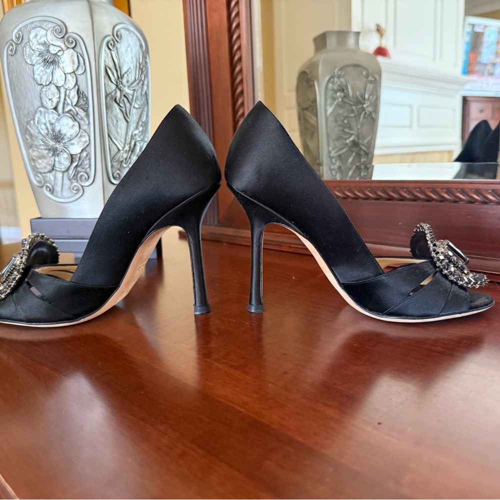 Jimmy Choo - Picture 2 of 5